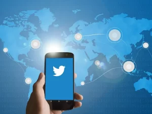 تغريدات في الإدارة